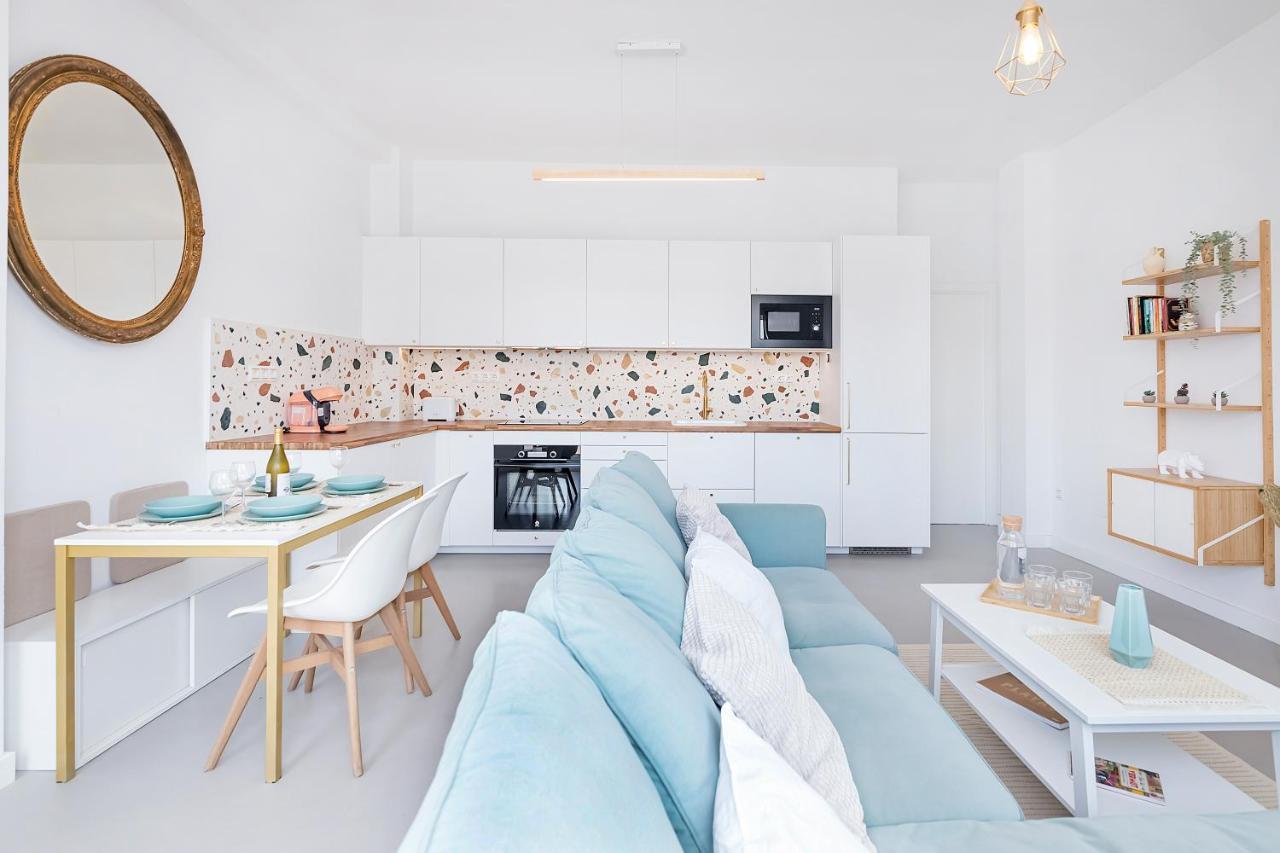 Homey Apt- Atico Con Vistas A La Catedral Малага Екстер'єр фото