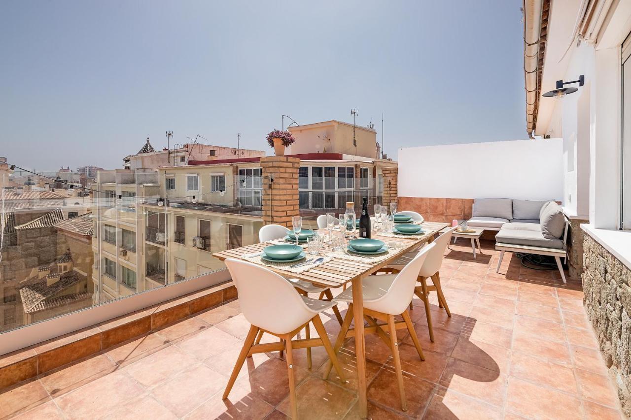 Homey Apt- Atico Con Vistas A La Catedral Малага Екстер'єр фото